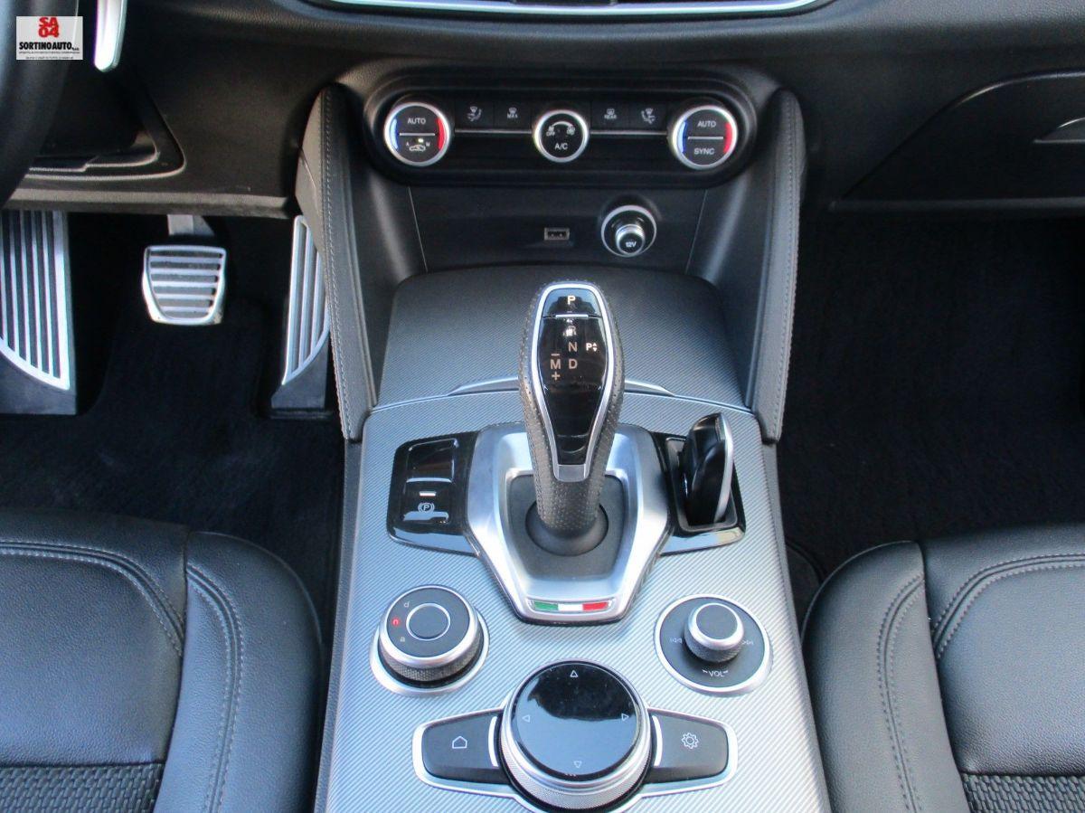 A.R.Stelvio 2.2 T.diesel 190CV AT8 Q4 SPRINT 2021