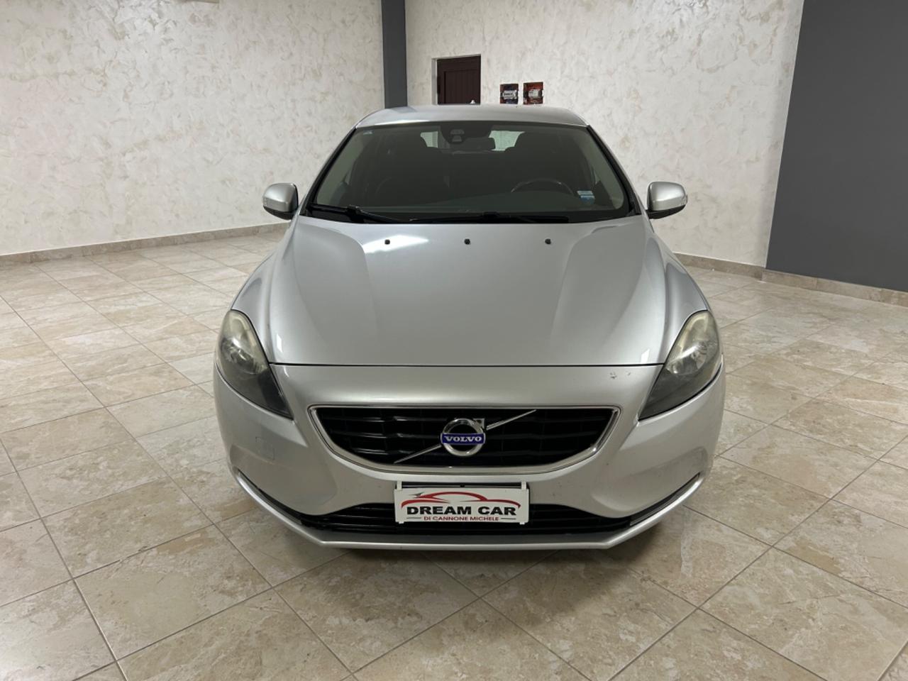 Volvo V40 D3