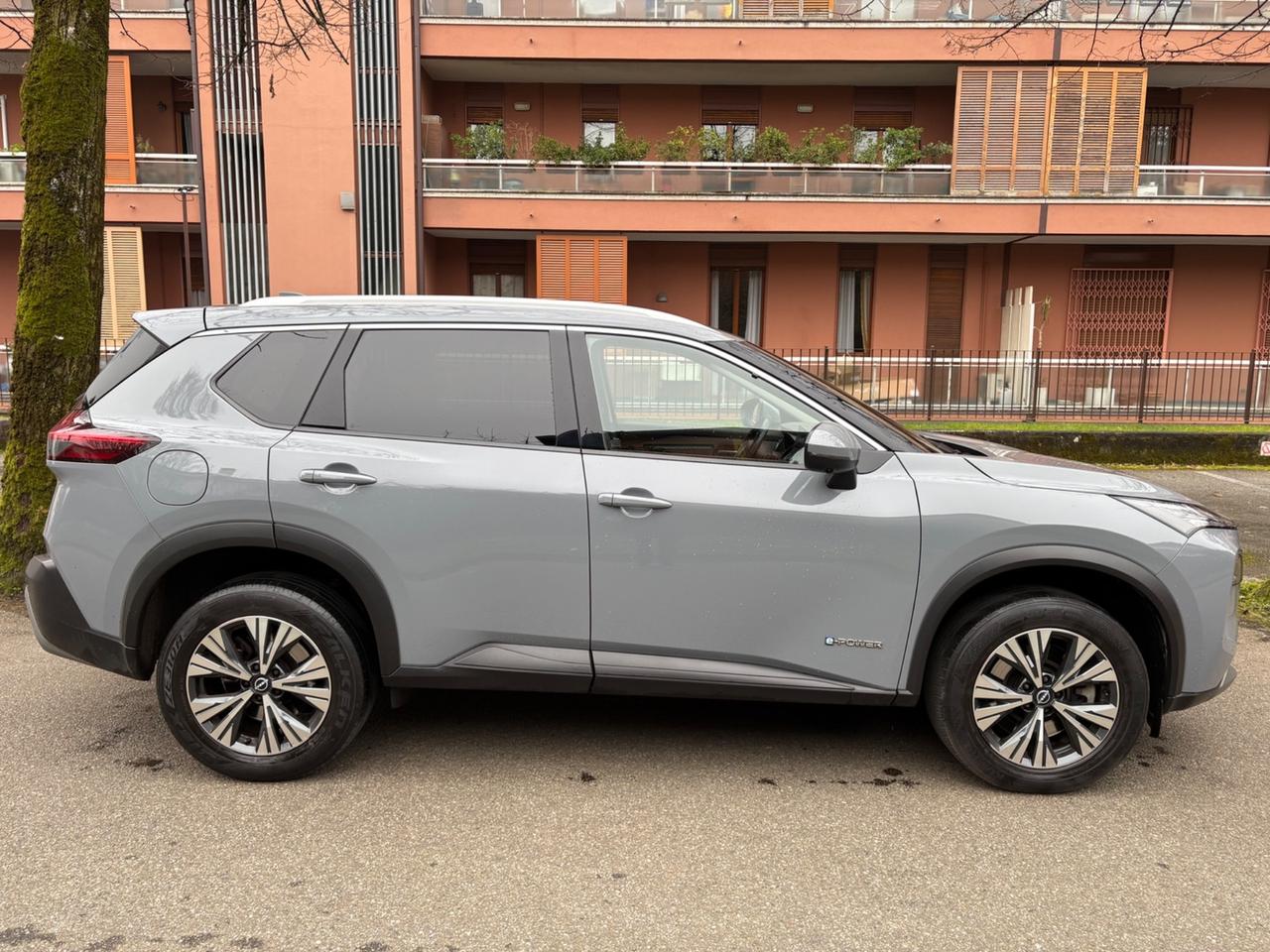 Nissan X-Trail e-Power 2WD 5 posti Tekna