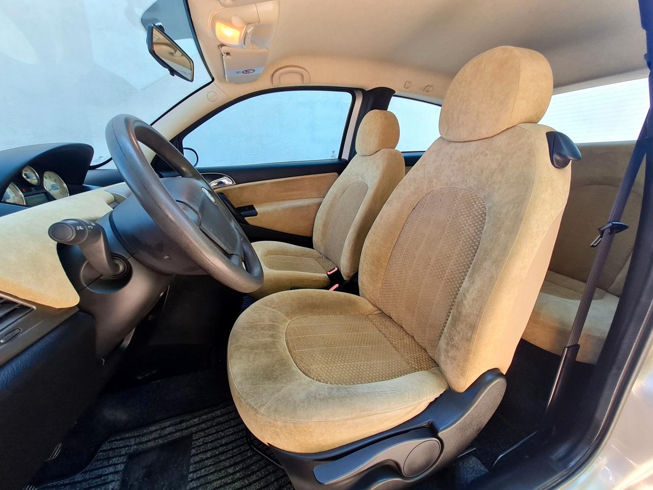 Lancia Ypsilon 1.2 Argento