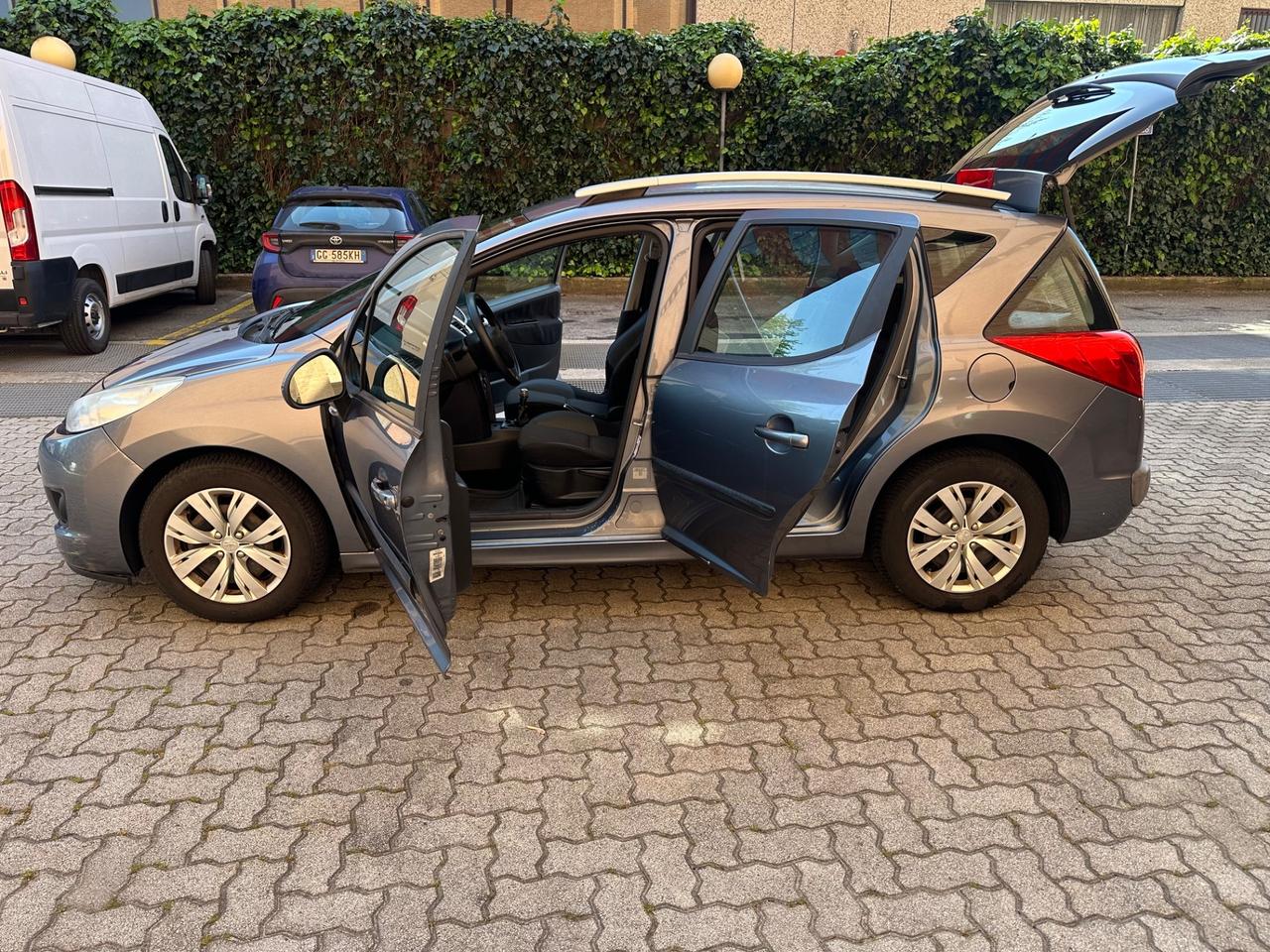 Peugeot 207 1.4 8V 75CV SW Energie Sport ECO GPL