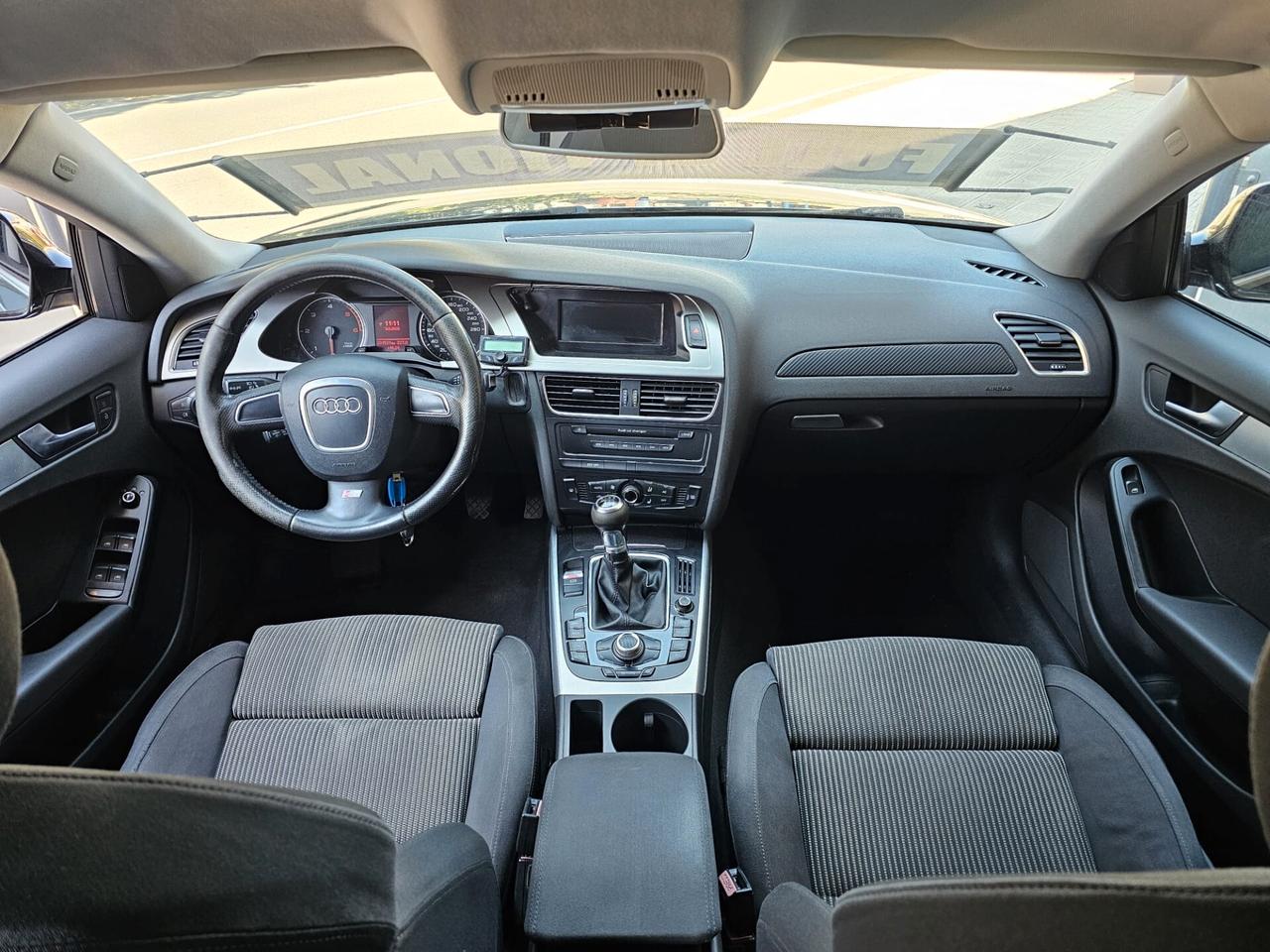 Audi A4 2.0 TDI 143CV S-Line