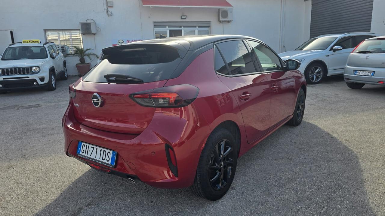 Opel Corsa 1.2 100 CV Design & Tech