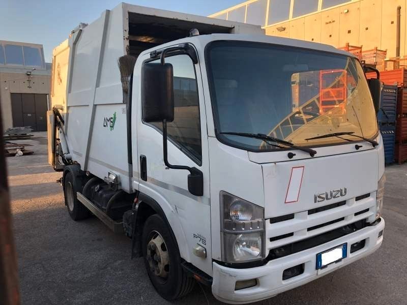 ISUZU NPR 75-L5A MIDI EUR COMPATTATORE CARICO POST.