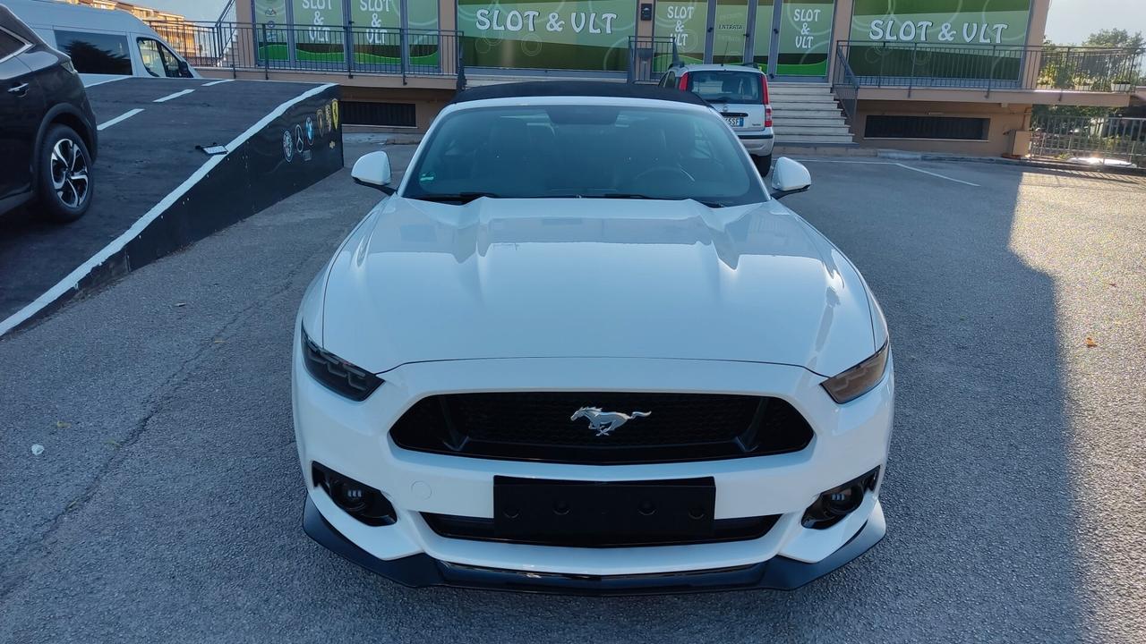 Ford Mustang Cabrio TiVCT GT 5.0 V8