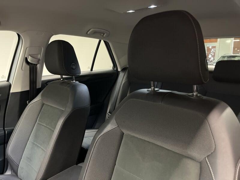 Volkswagen T-Roc Nuovo Style 2.0 TDI SCR 85 kW (115 CV) Manuale