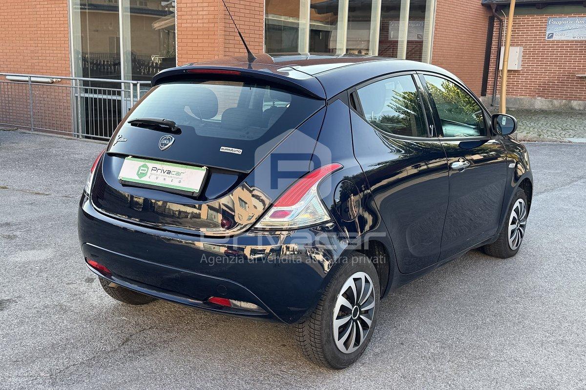 LANCIA Ypsilon 1.2 69 CV 5 porte Silver