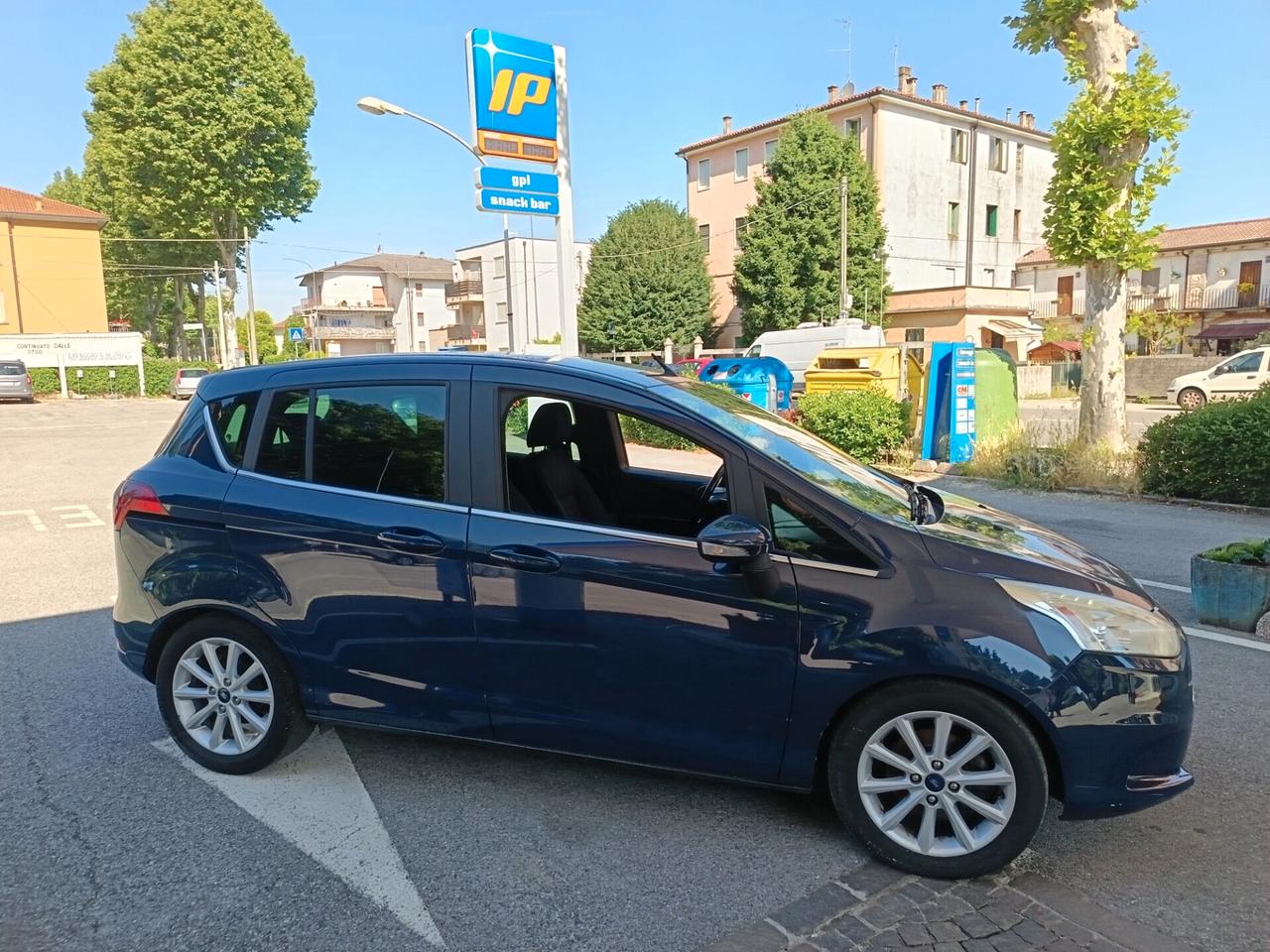 Ford B-Max 1.5 TDCi 95 CV Titanium ok neo patente