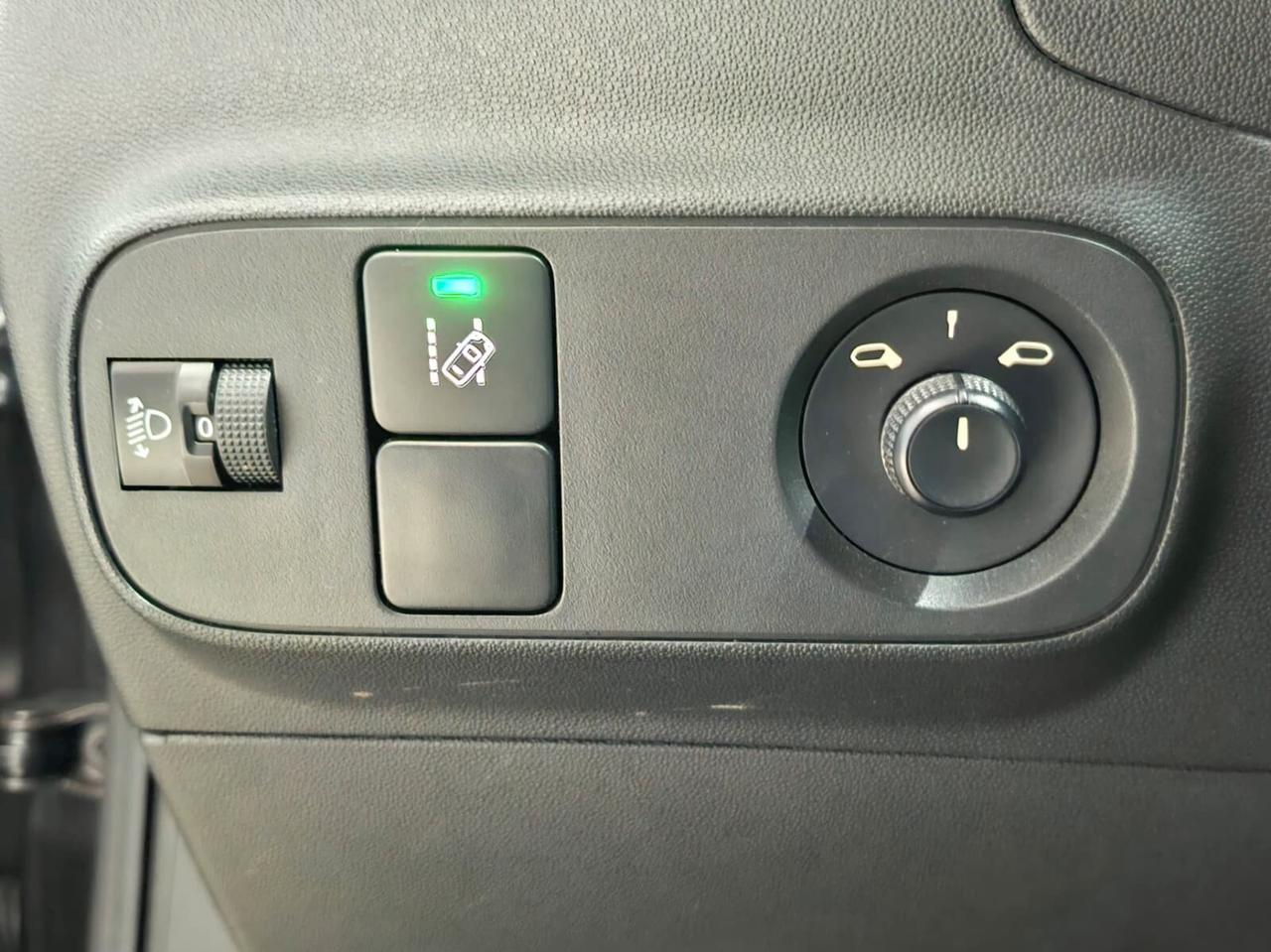 Citroen C3 1.6 BlueHDi 75cv Shine 2017