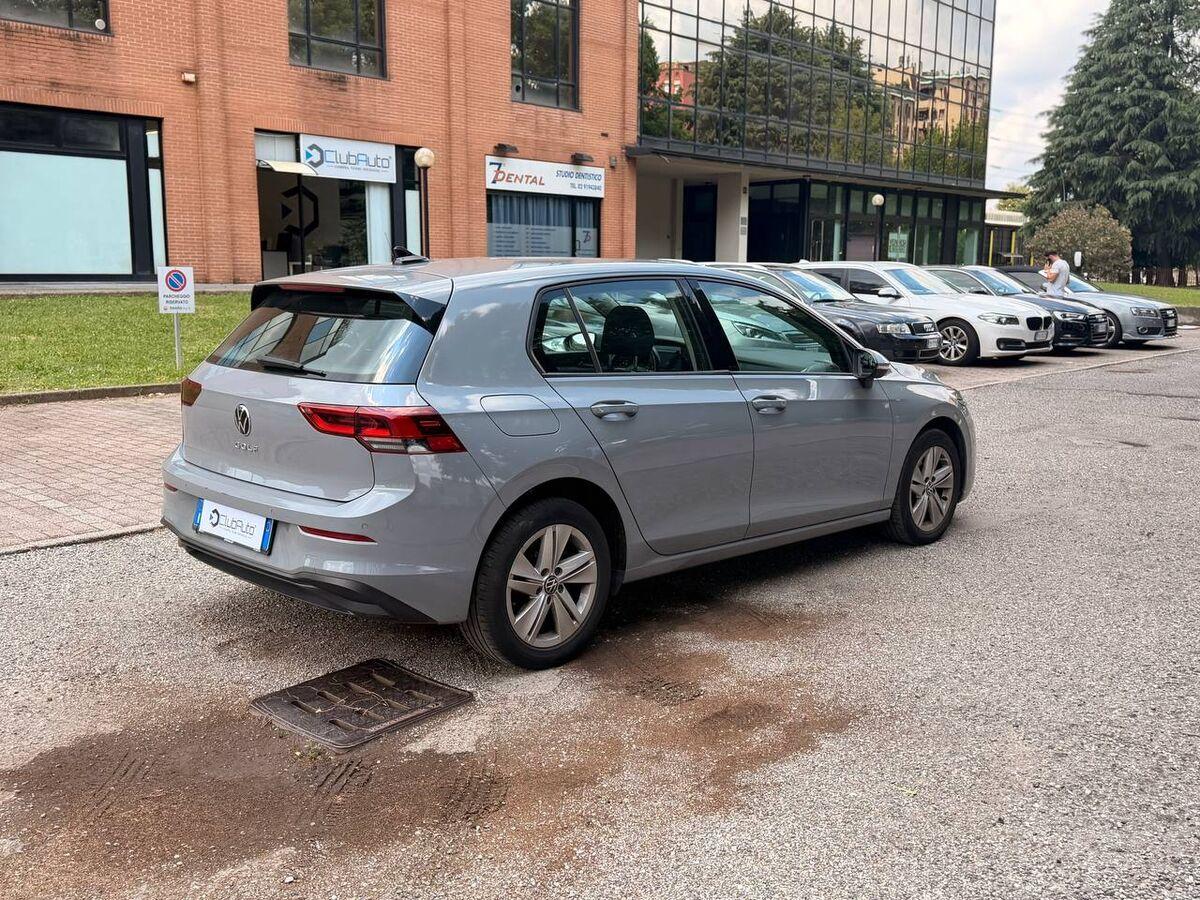 Volkswagen Golf 2.0 tdi Life 115cv dsg