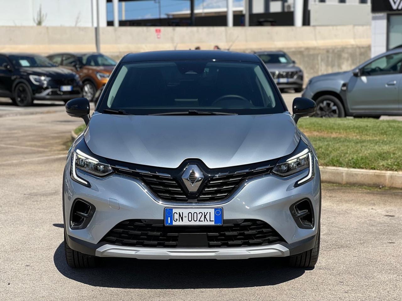 Renault Captur Full Hybrid E-Tech 145 CV Techno solo 1900 km