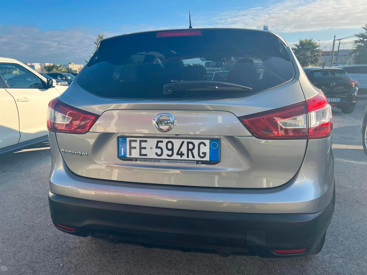 Nissan Qashqai 1.6 dCi Full 360 autom-2016
