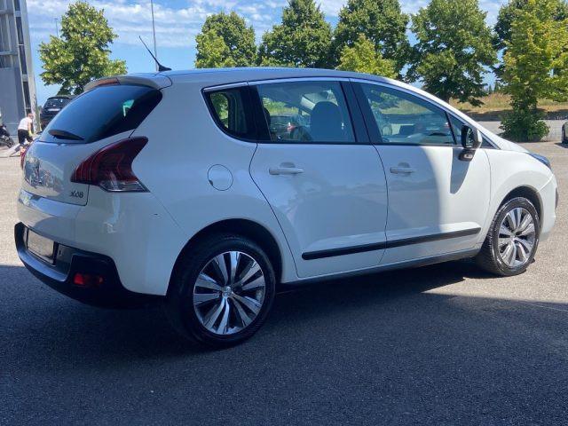 PEUGEOT 3008 1.6 HDi 115CV Active
