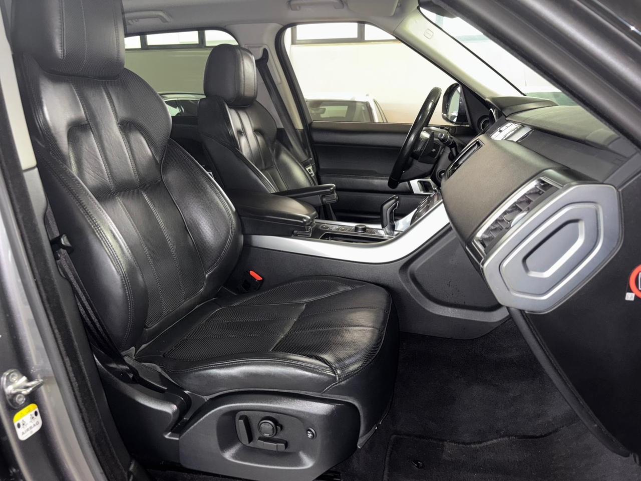 Range Rover Sport 3.0 TDV6 HSE Dynamic