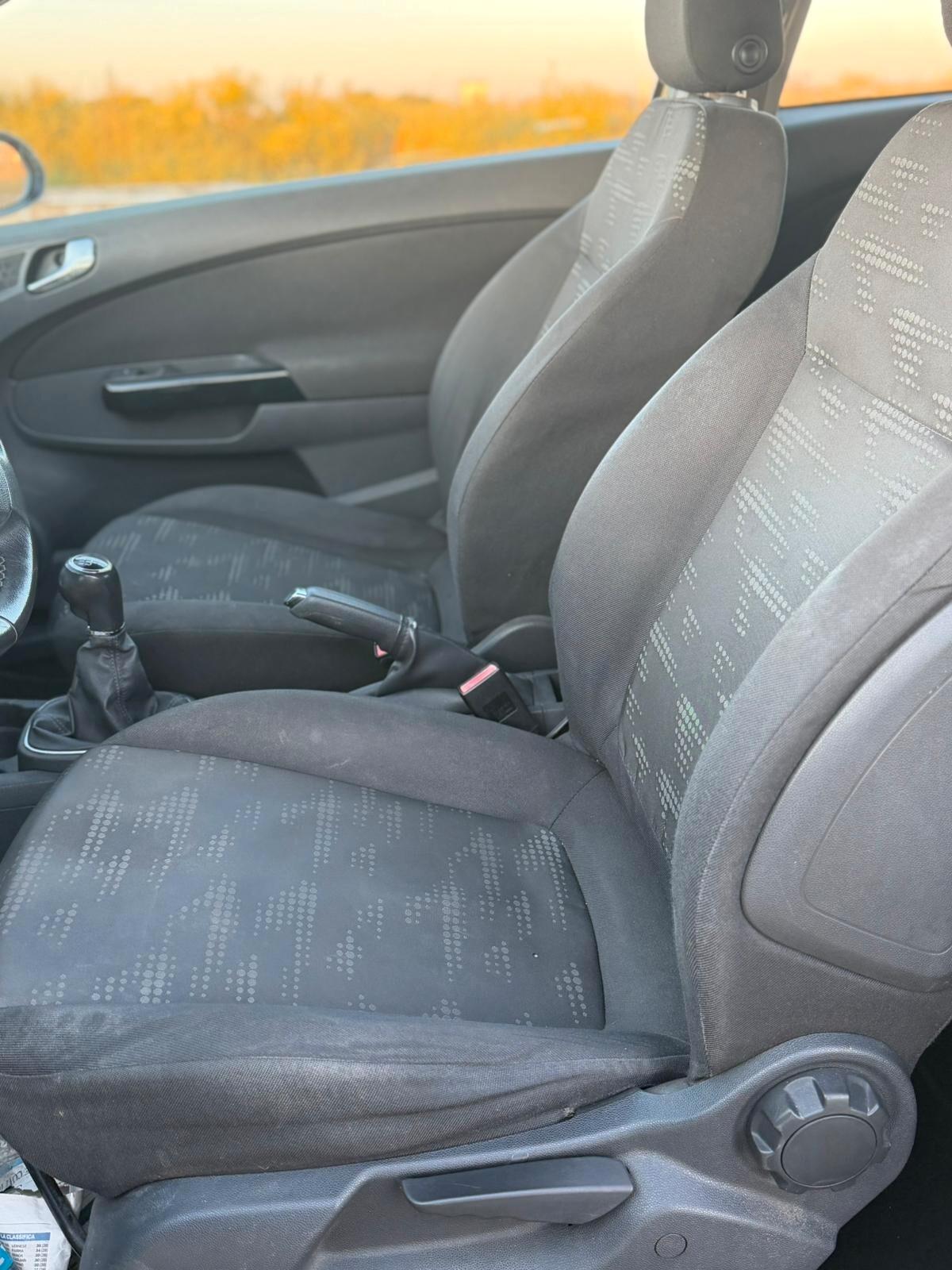 Opel Corsa 1.3 CDTI 75CV