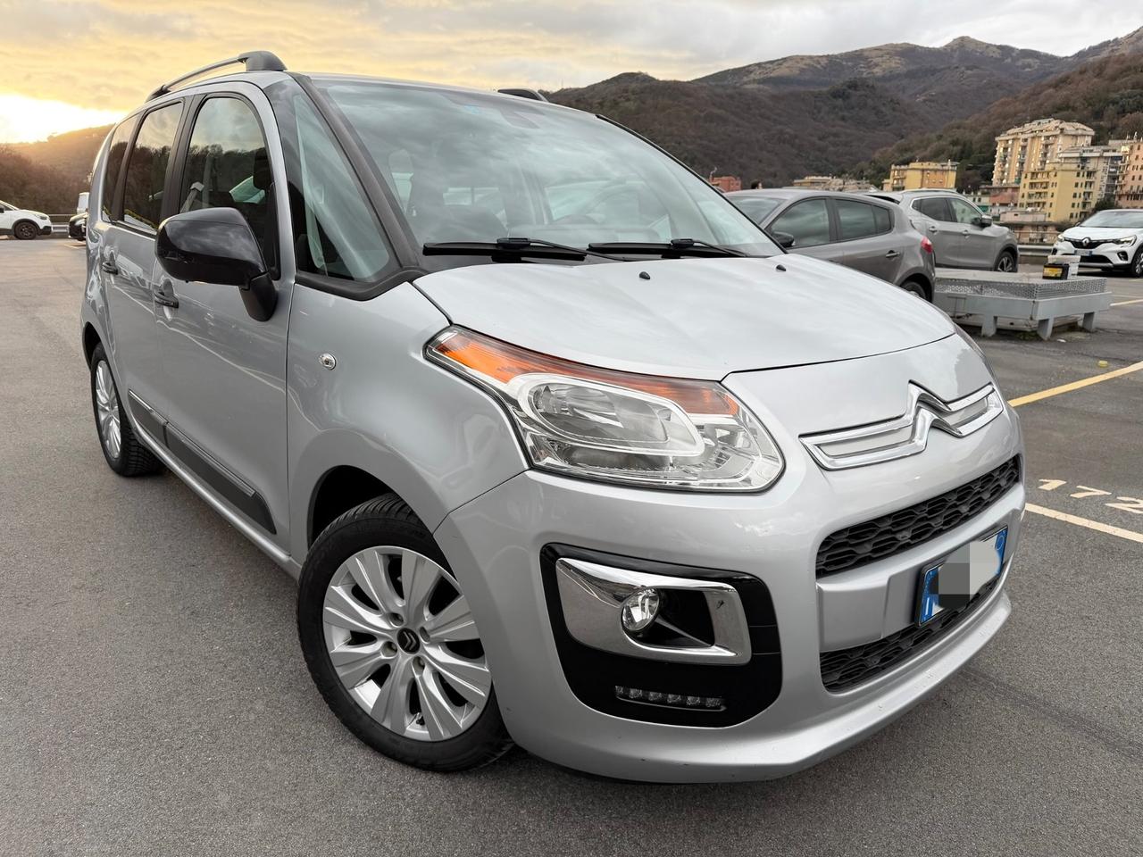 Citroen C3 Picasso BlueHDi 100 Exclusive - NEOPATENTATI