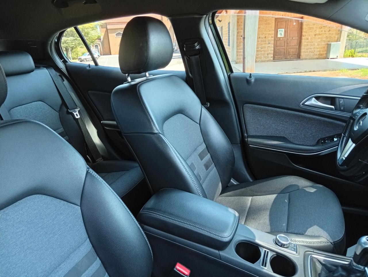 Mercedes-benz GLA 180 d Sport