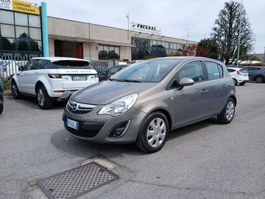 Opel Corsa 1.2 5 porte Cosmo