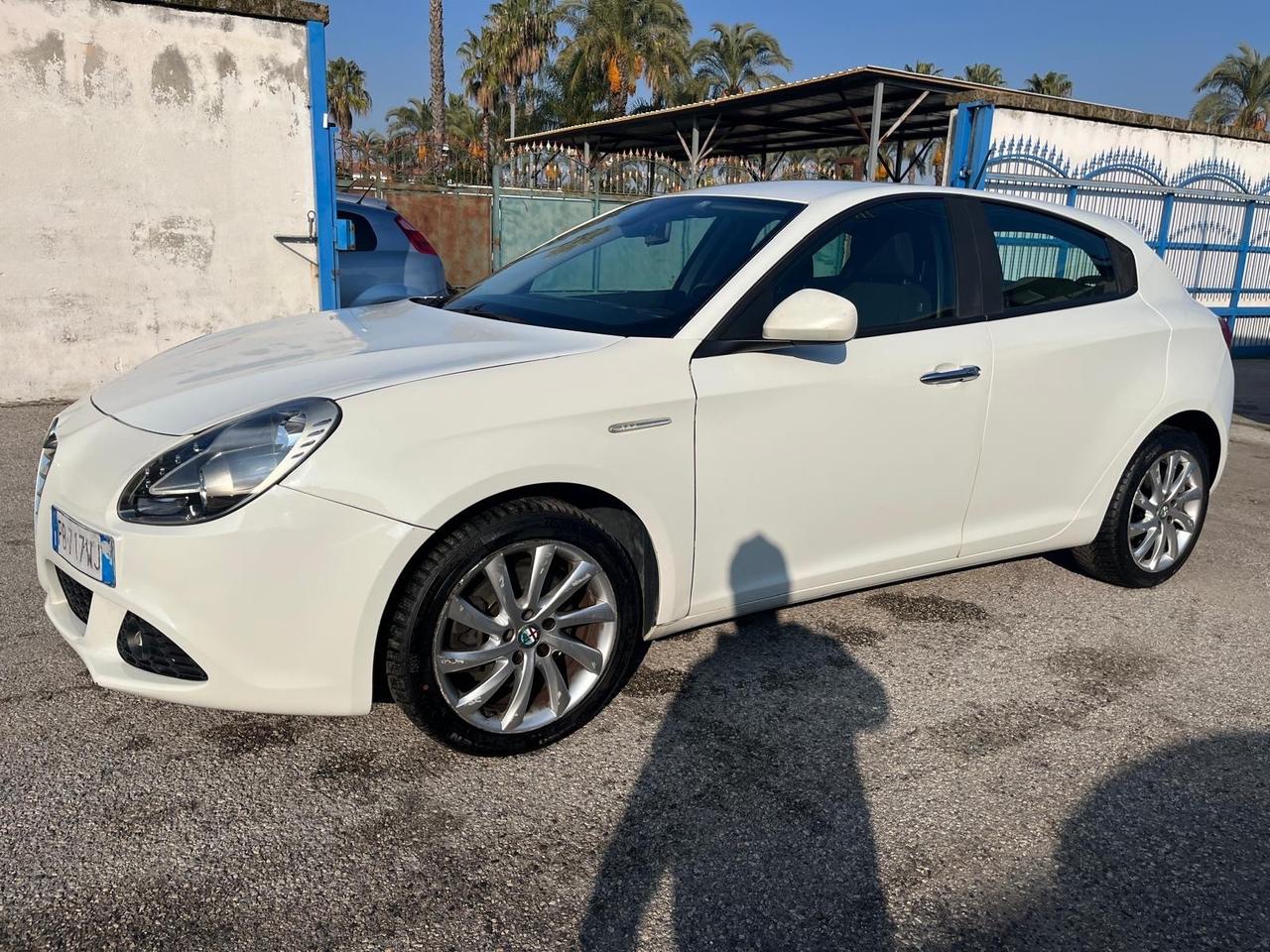 Alfa Romeo giulietta -2.0 mjt-full-12/2015