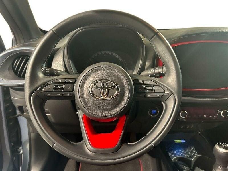 Toyota Aygo X 1.0B (72 CV) Undercover