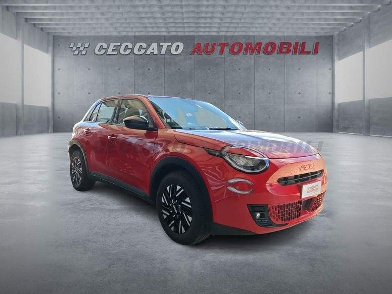 FIAT 600 600e - RED