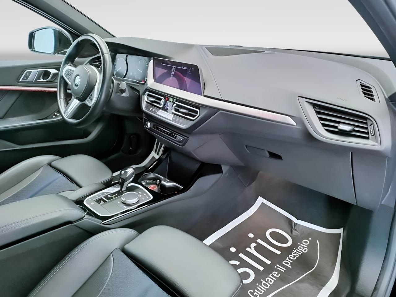BMW Serie 1 F40 - 118d Msport auto
