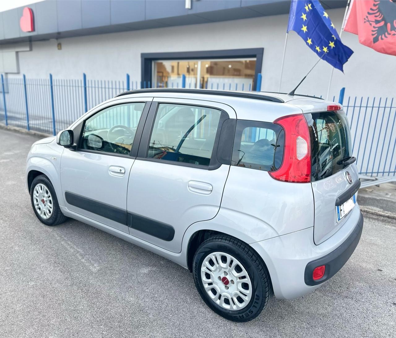 Fiat Panda 1.2 EasyPower GPL Lounge 5 posti con gancio traino estraibile