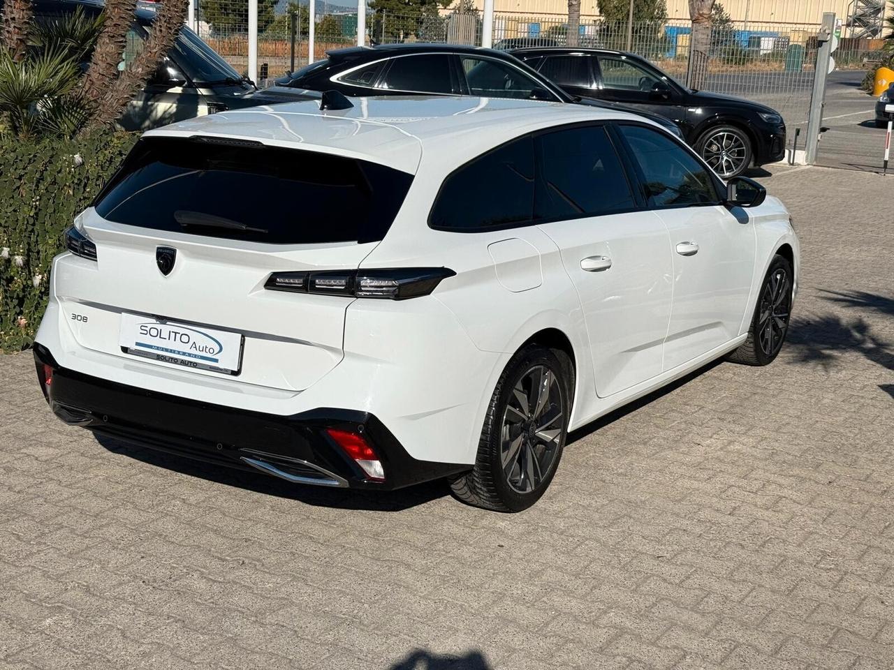 Nuova Peugeot 308 130 EAT8 SW Allure Pack