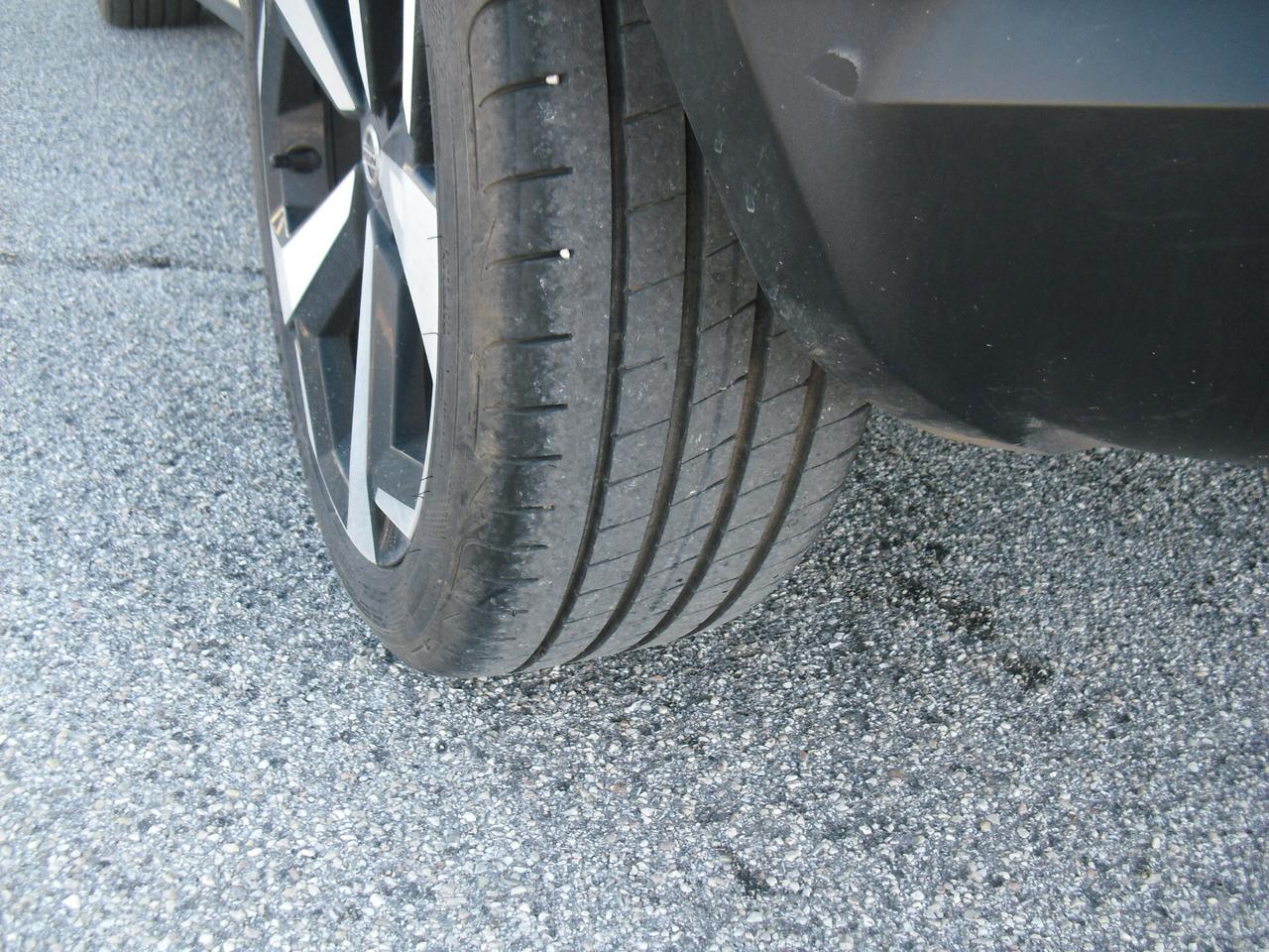 Nissan Juke 1.0 DIG-T 114 CV N-Connecta, pari al nuovo!!