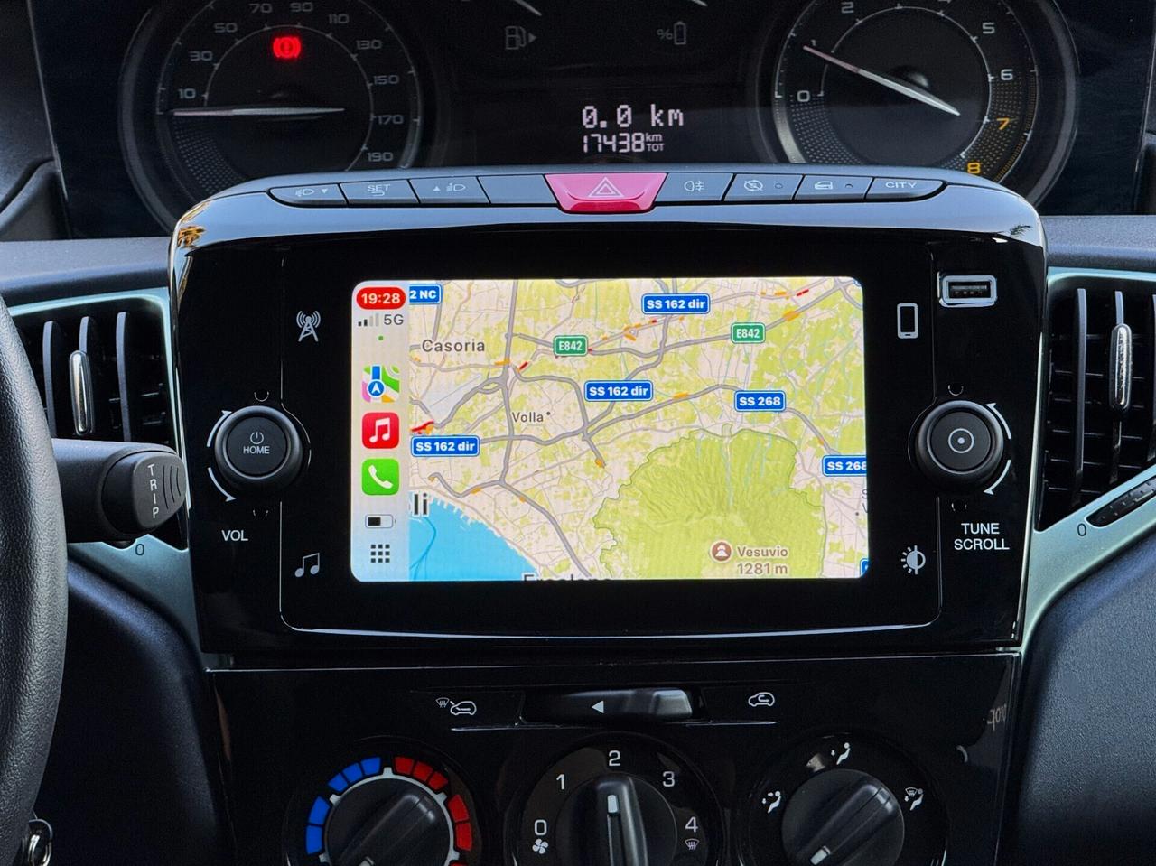 Lancia Ypsilon 1.0 Firefly Hybrid Gold Plus 70CV LED CAM