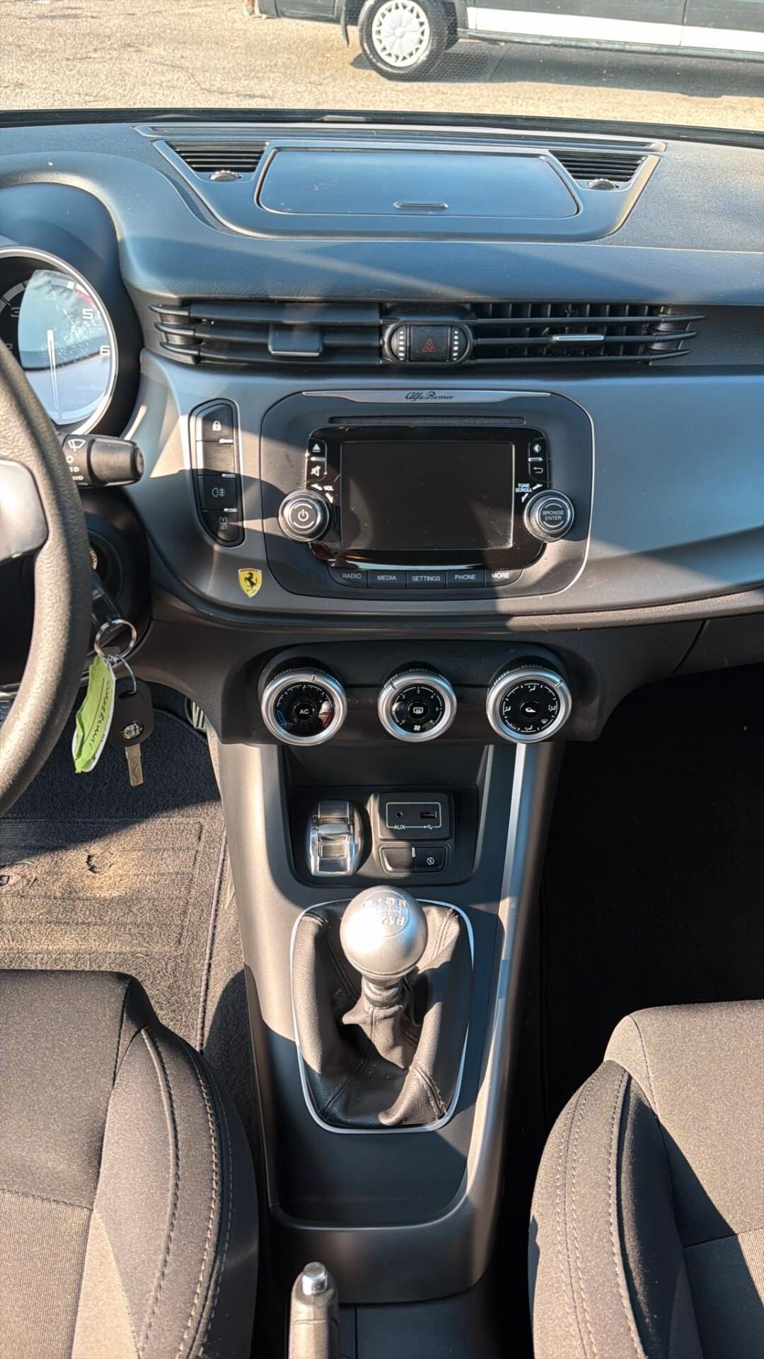 Alfa Romeo Giulietta 1.6 JTDm-2 120 CV Distinctive