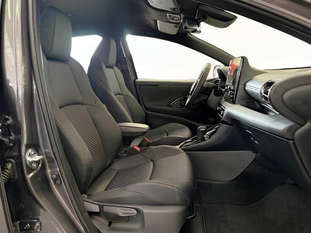 Toyota Yaris 1.5 Hybrid 130 Lounge E-CVT