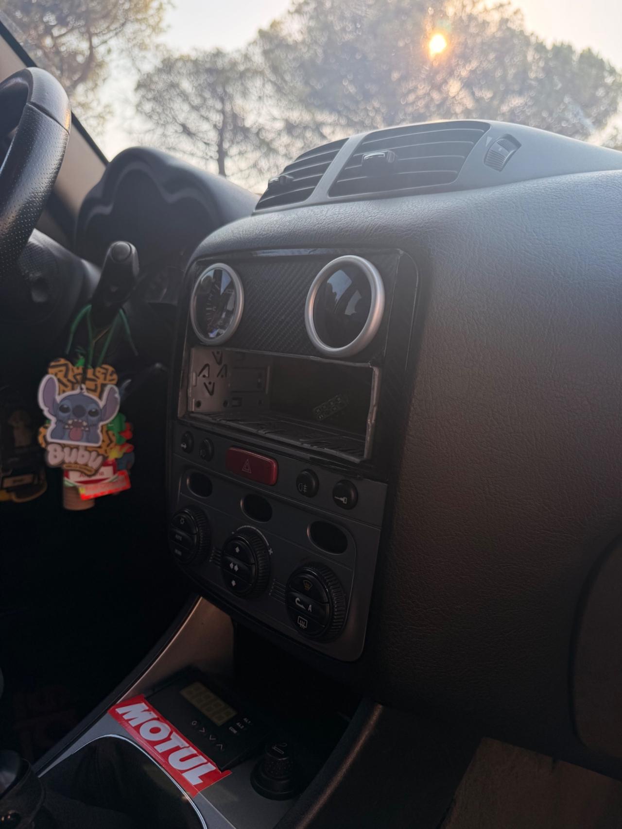 Alfa Romeo 147 1.9 JTD M-JET 16V 3 porte Dist.