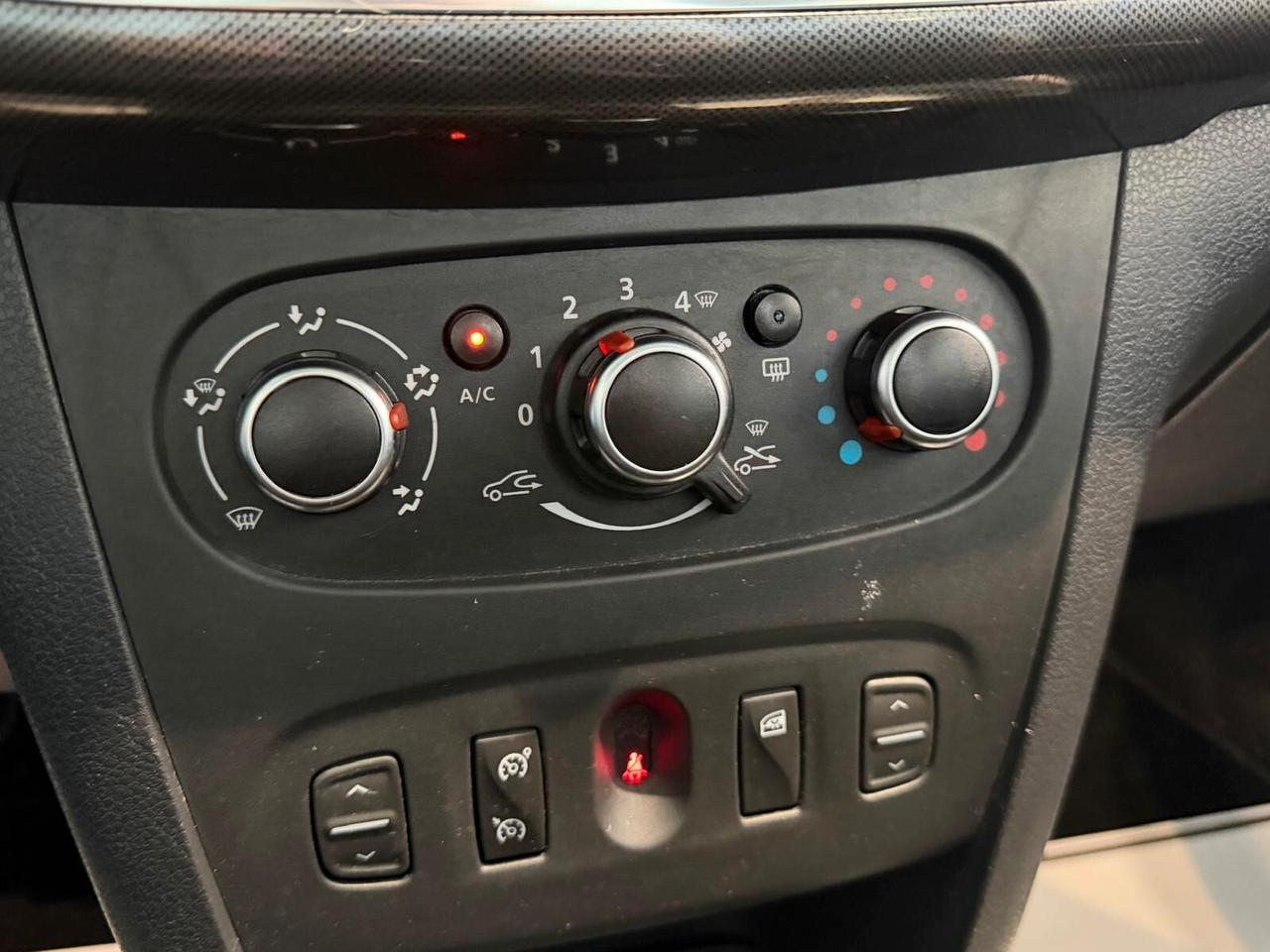 Dacia Sandero Stepway 1.5 Blue dCi 95 CV Comfort