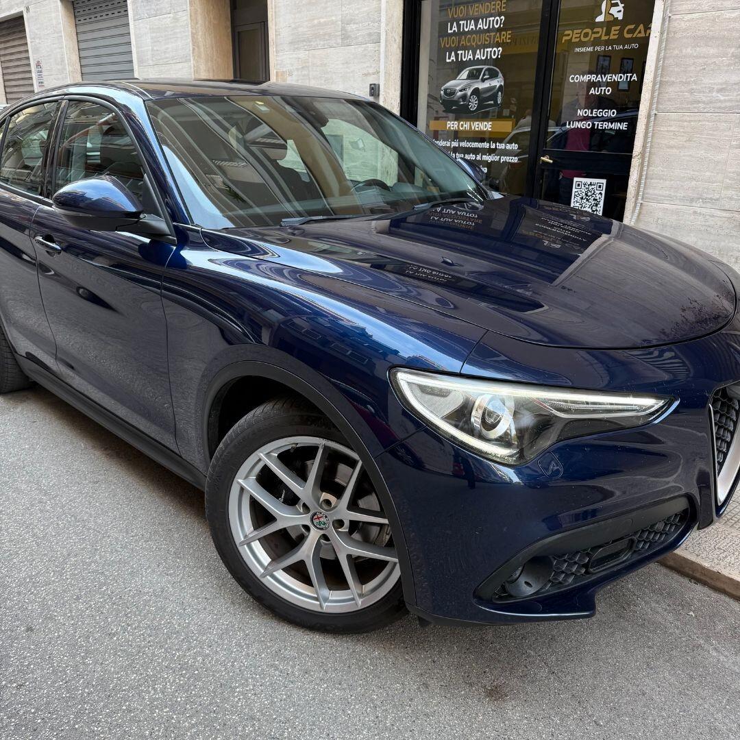 Alfa Romeo Stelvio 2.2 Turbodiesel 190 CV AT8 RWD Executive