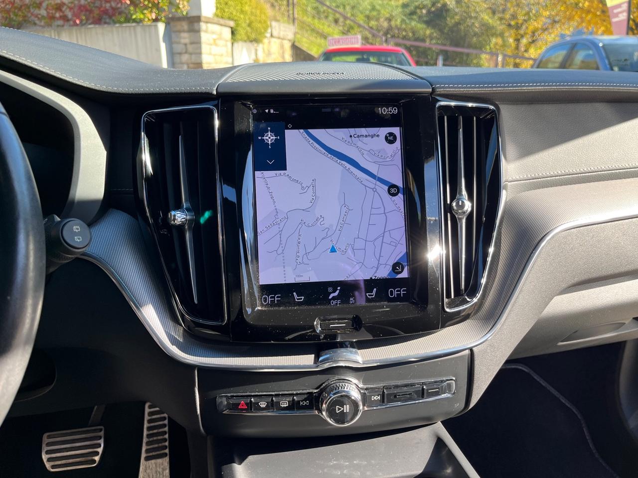 Volvo XC 60 XC60 T6 Recharge Plug-in Hybrid AWD R-design