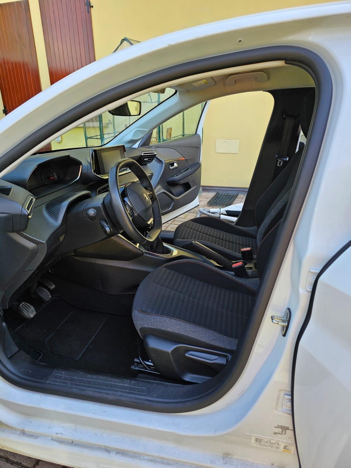 Peugeot 208 PureTech 75 Stop&Start 5 porte Active