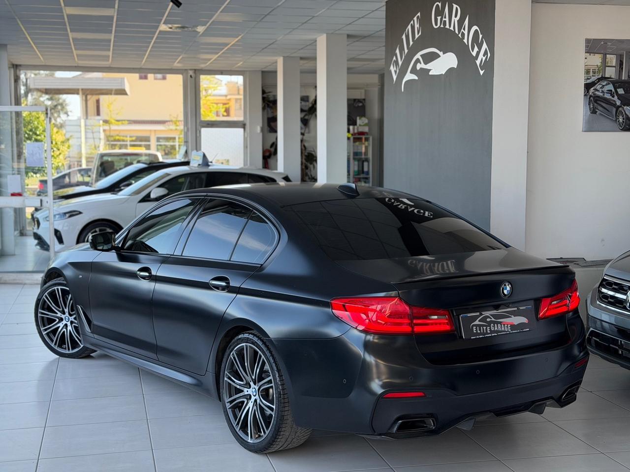 Bmw M550d xDrive Frozen Black Edizione limitata