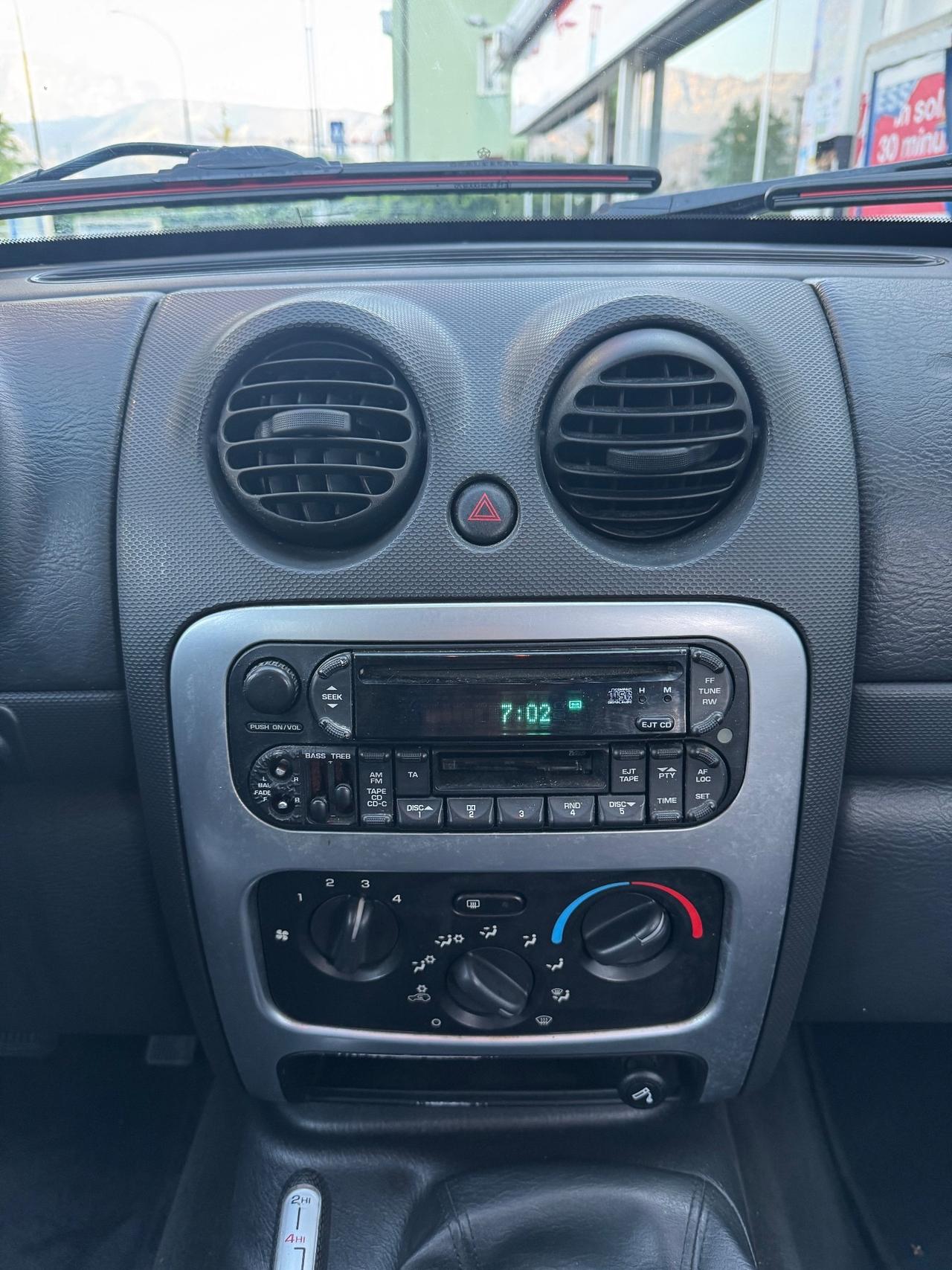 Jeep Cherokee 2.5 CRD Sport 4x4