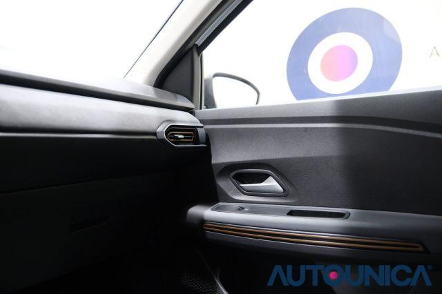 DACIA Sandero STEPWAY 1.0 TCE 90 CV CVT EXTREME FARI LED