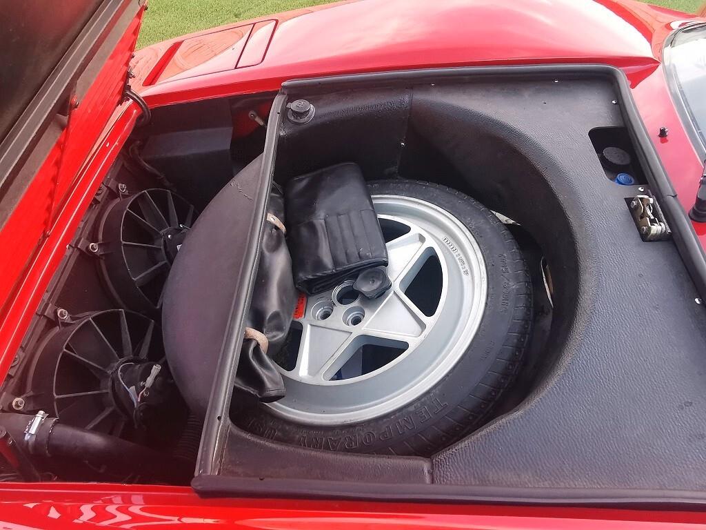 Ferrari 328 GTB (solo 1340 esemplari prodotti)