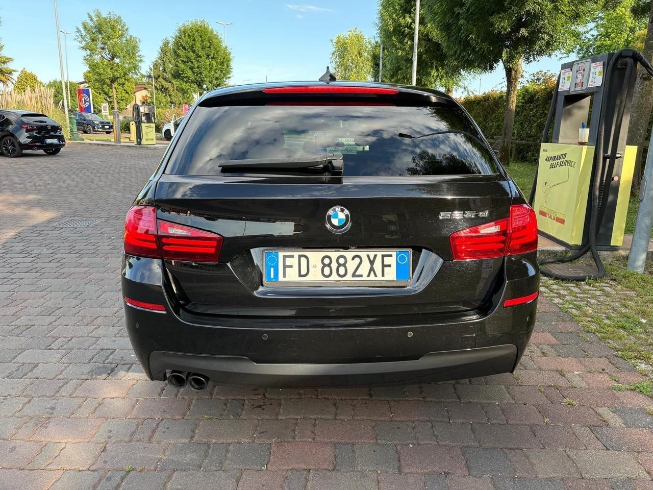 Bmw 525 525d Touring Luxury allestimento MSport