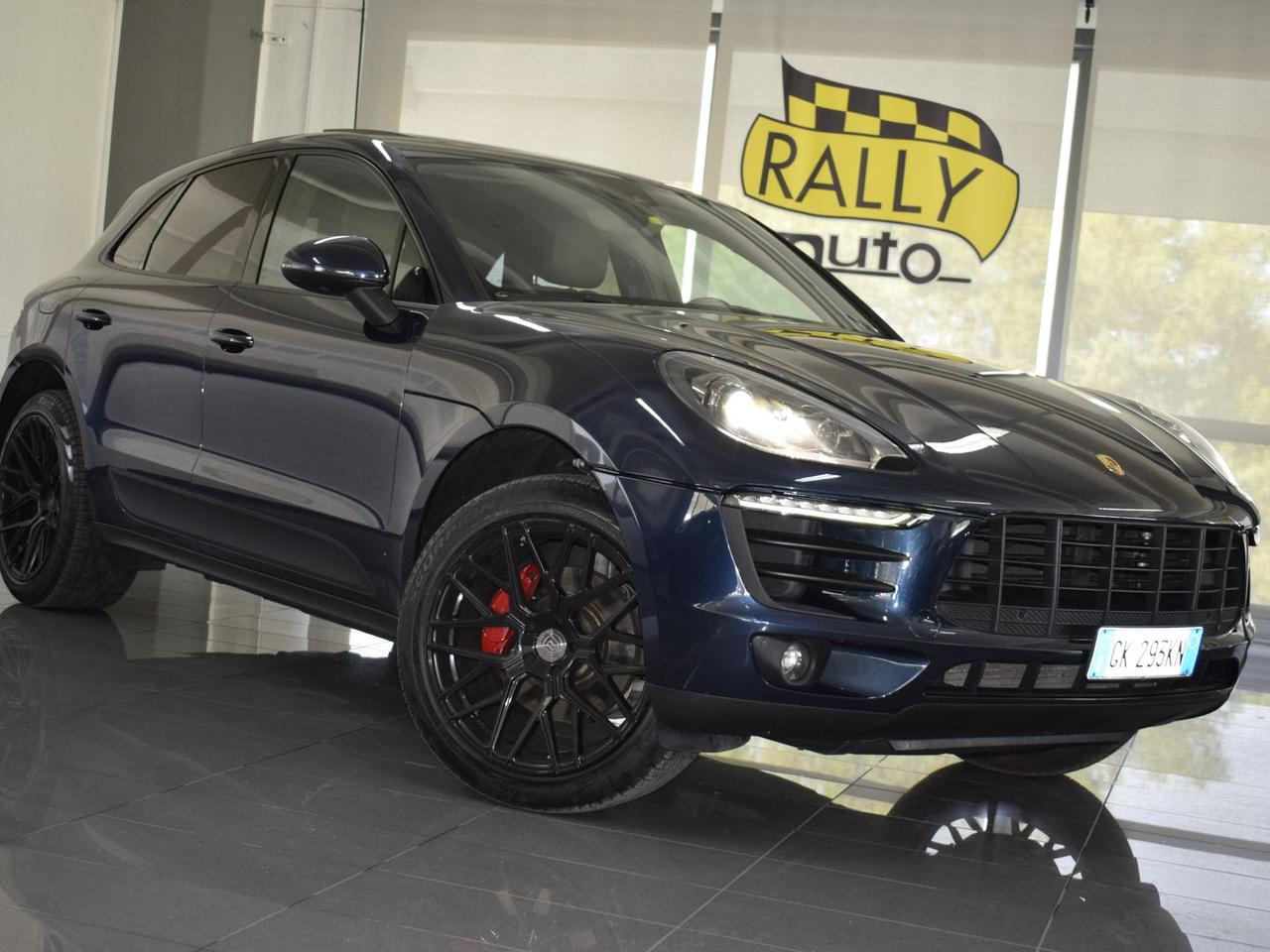 Porsche Macan 2.0 benzina 250CV