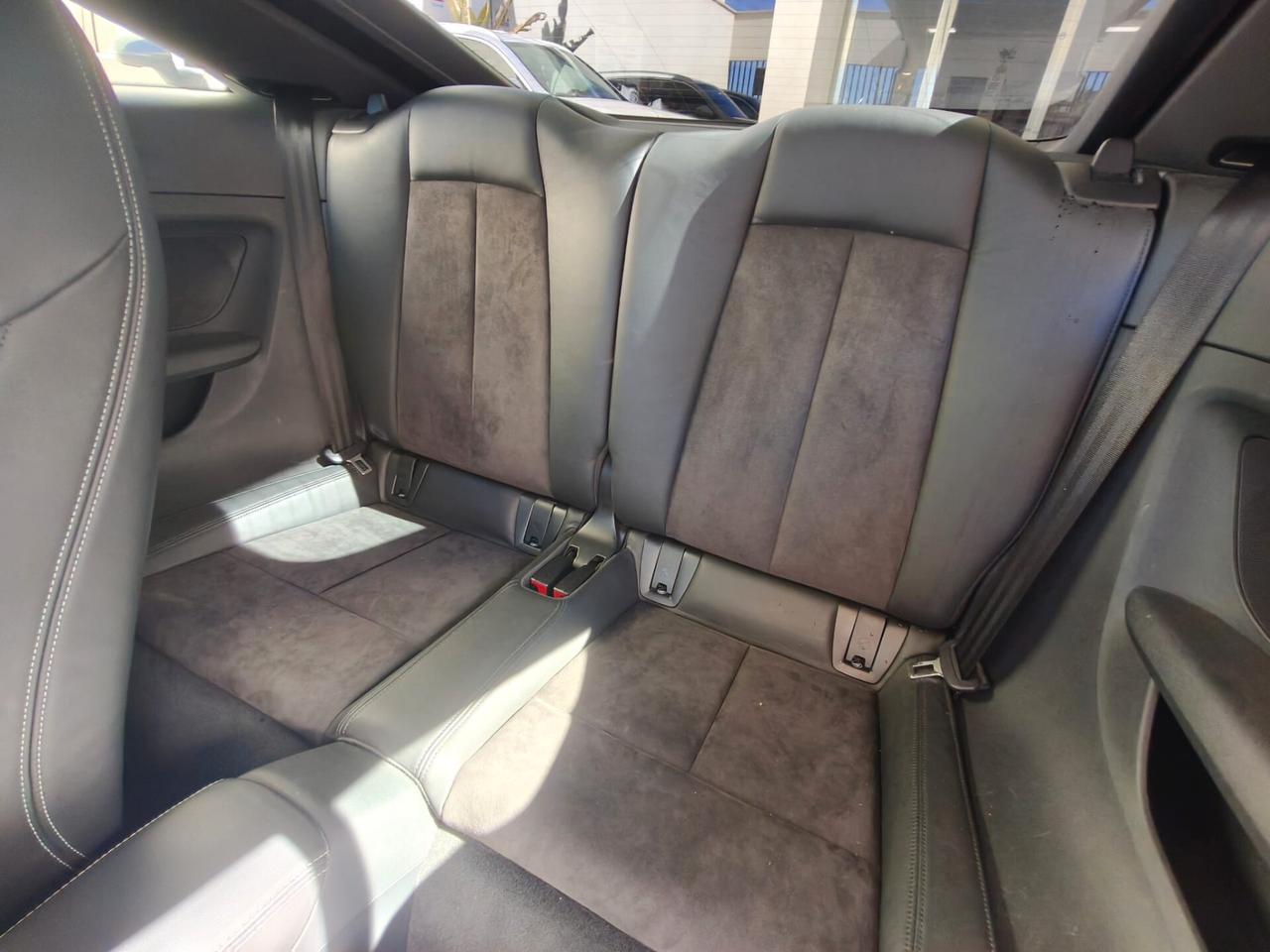 Audi TT Coupé 2.0 TDI ultra Nuvolari Lim. Ed. 2015