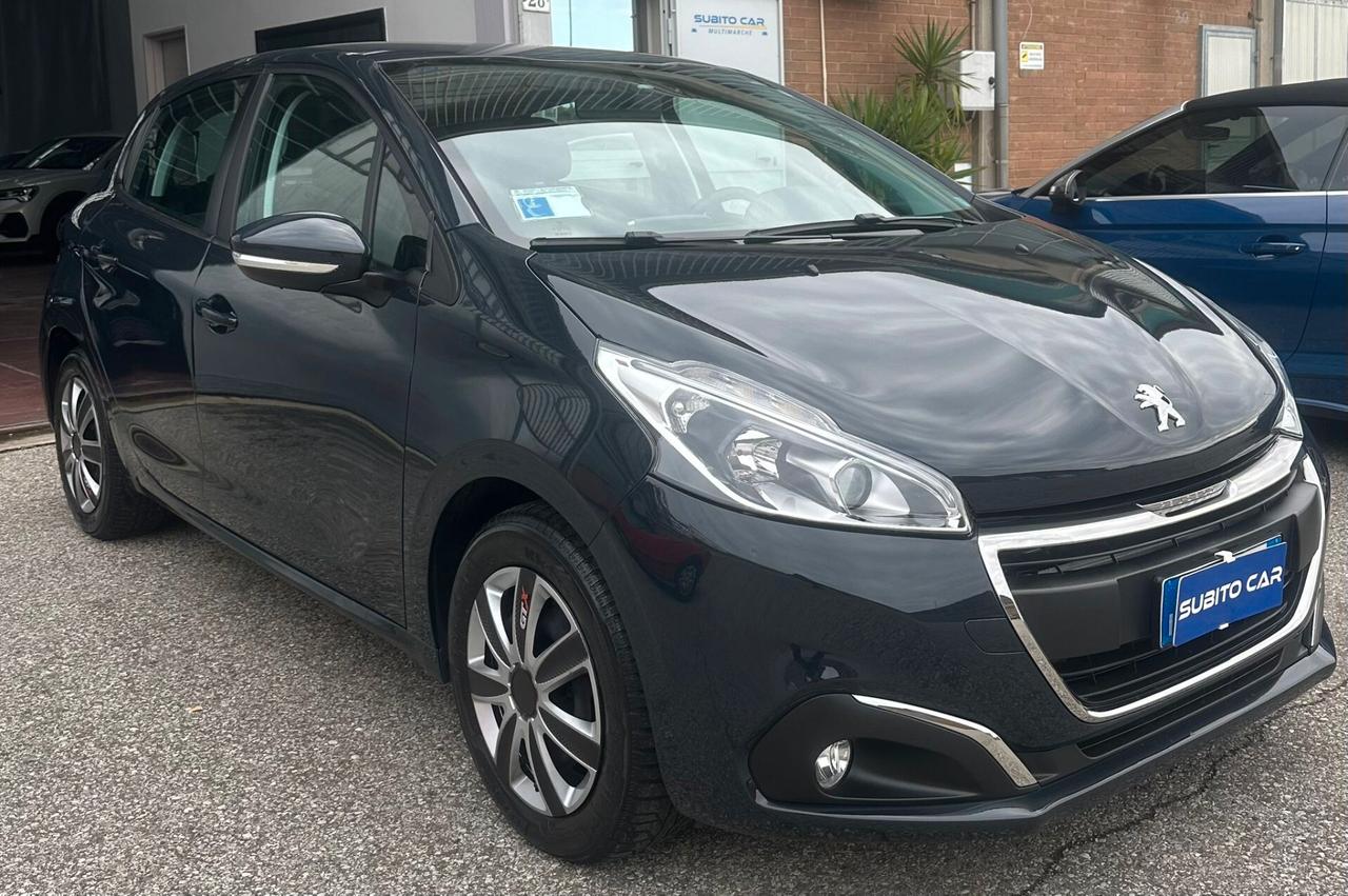 Peugeot 208 PureTech 68 5 porte Active ADATTA A NEOPATENTATI