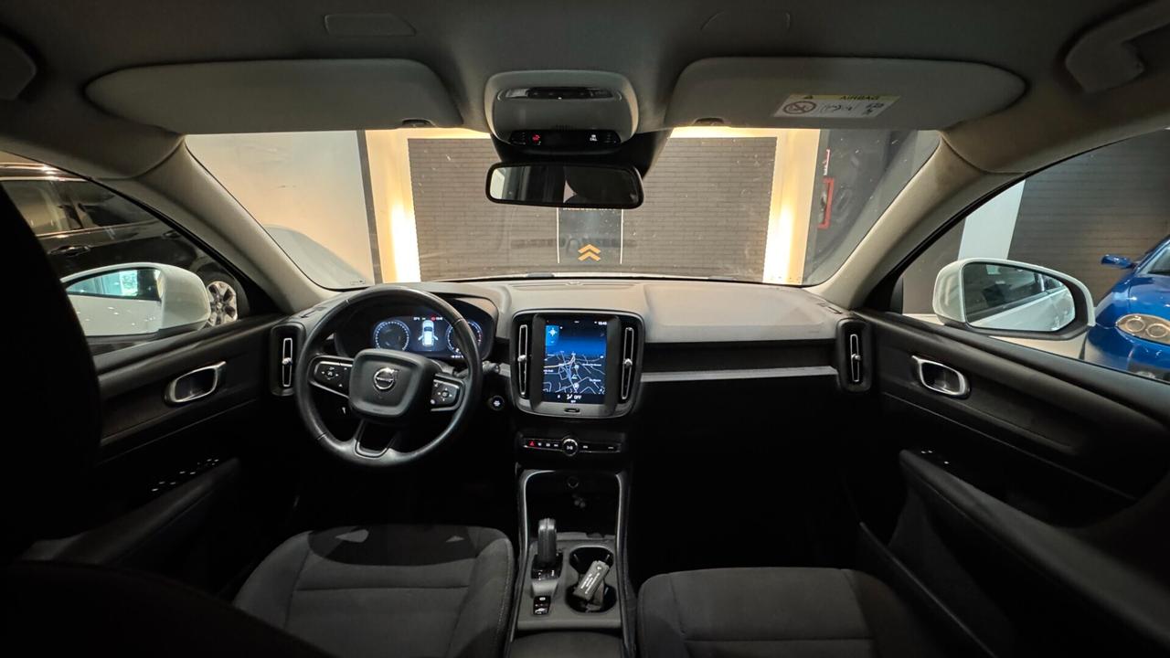 Volvo XC40 T2 1.5 140CV AUTOMATICO - 2021