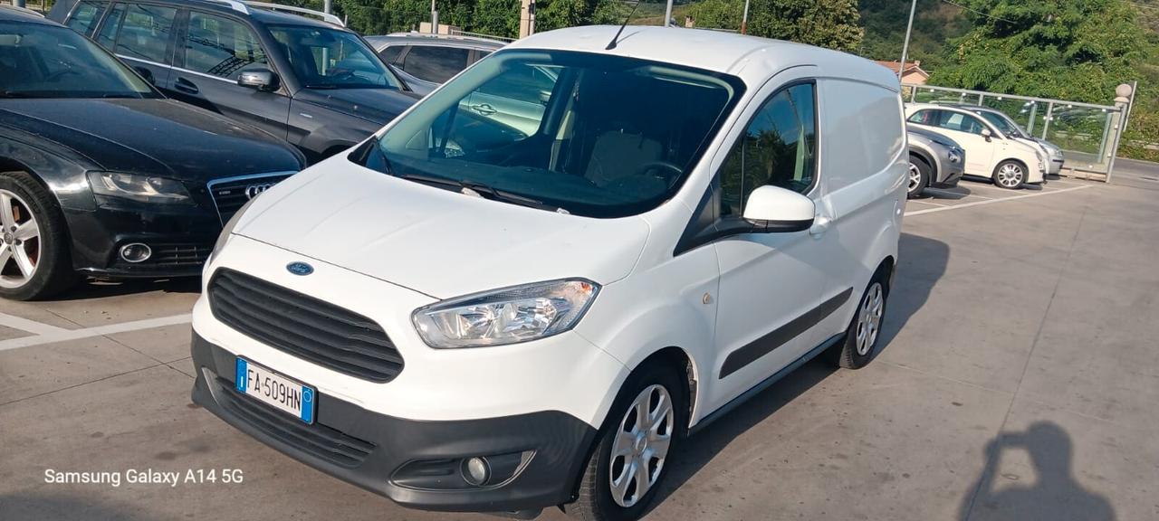 Ford Transit Courier 1.5 TDCi 75CV Van Entry