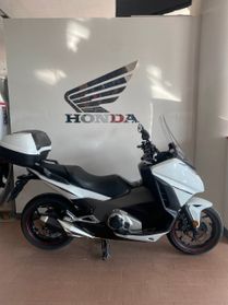 Honda Integra 750 s
