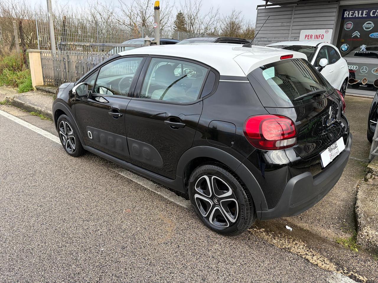 Citroen C3 1.2 PureTech 82cv Shine