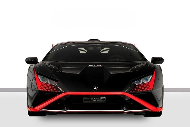 Lamborghini Huracàn STO 5.2 V10 NOLEGGIO LUNGO TERMINE - LEASING FULL INCLUSIVE